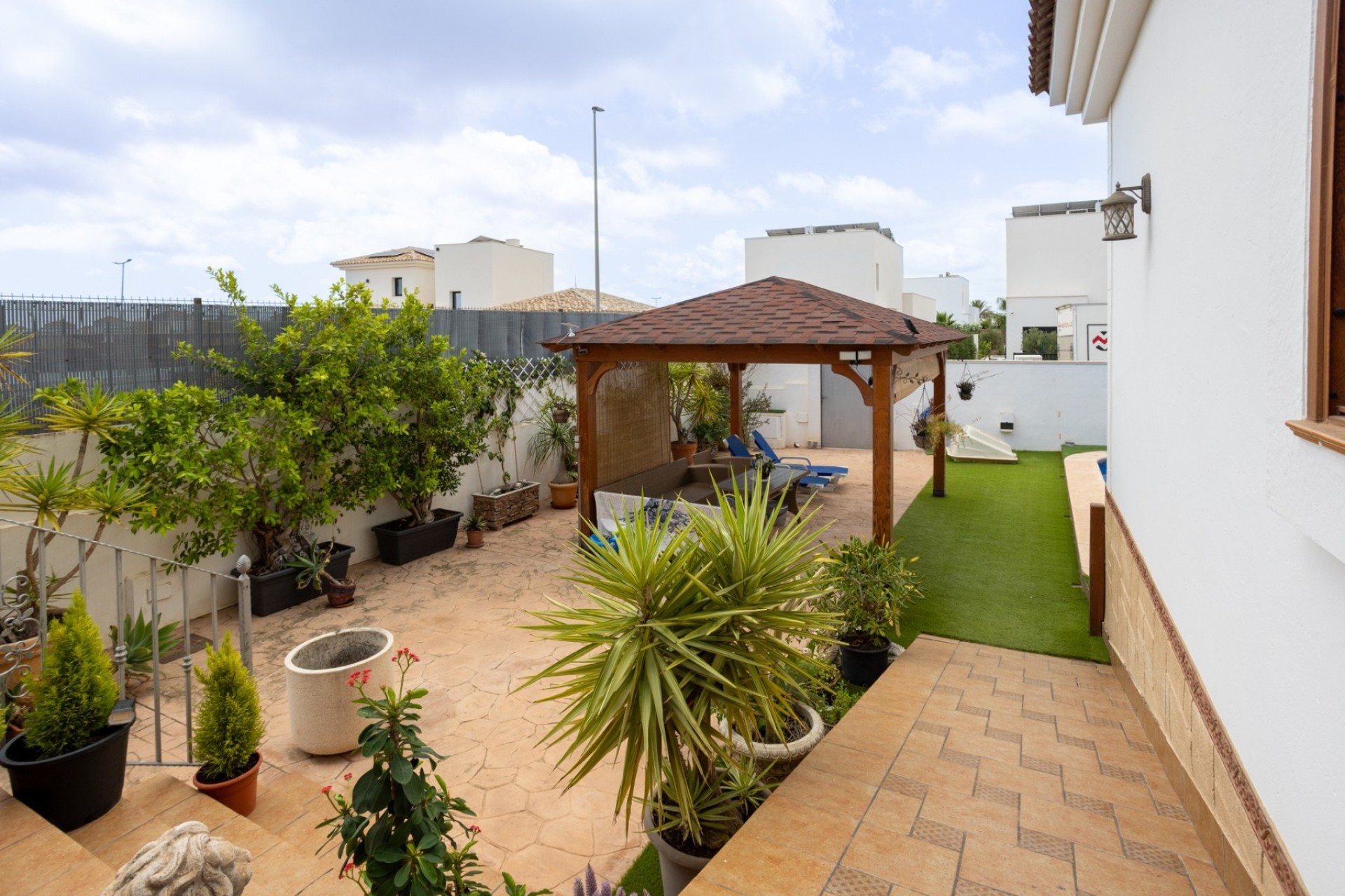 Resale - Detached Villa -
Los Montesinos - La Herrada