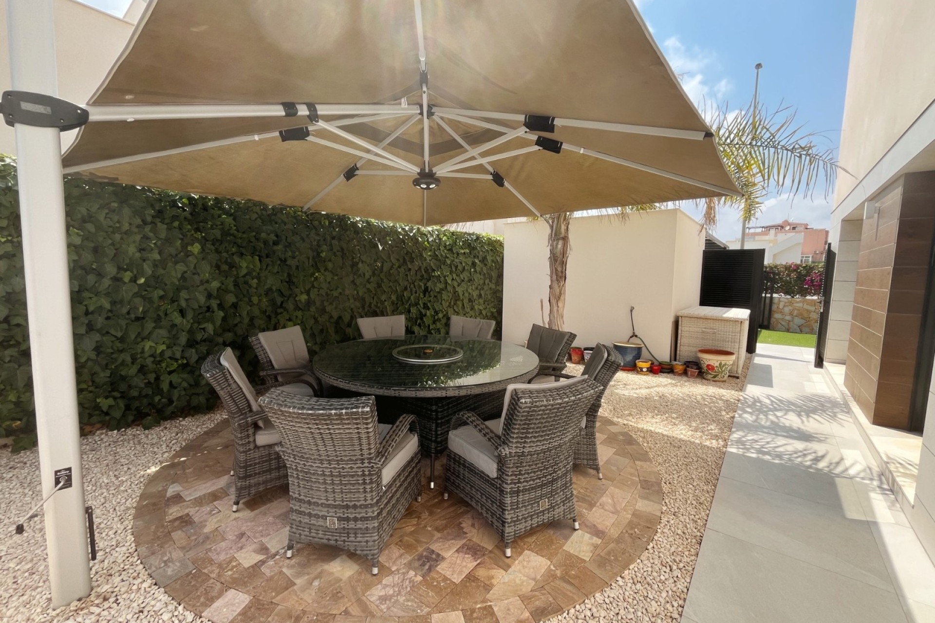 Resale - Detached Villa -
Los Montesinos - La Herrada