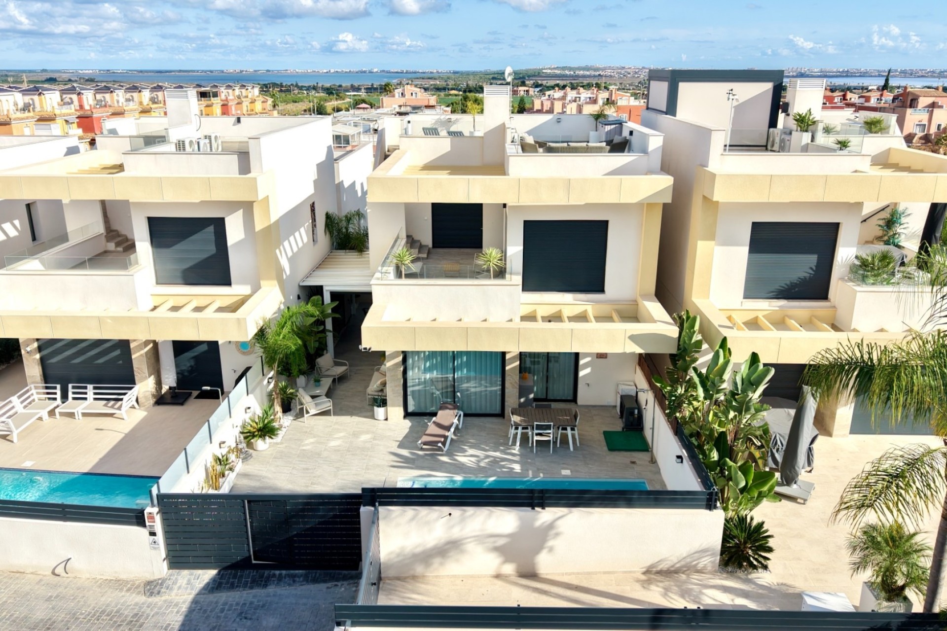 Resale - Detached Villa -
Los Montesinos - La Herrada