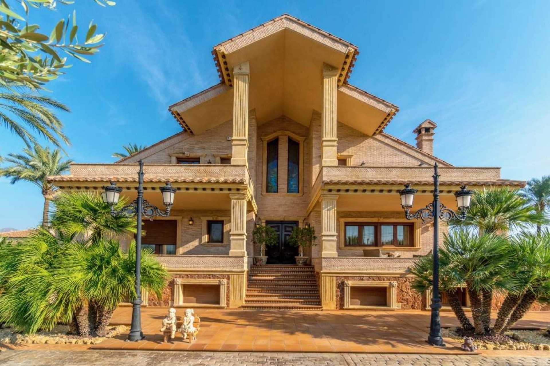 Resale - Detached Villa -
Molins - Inland