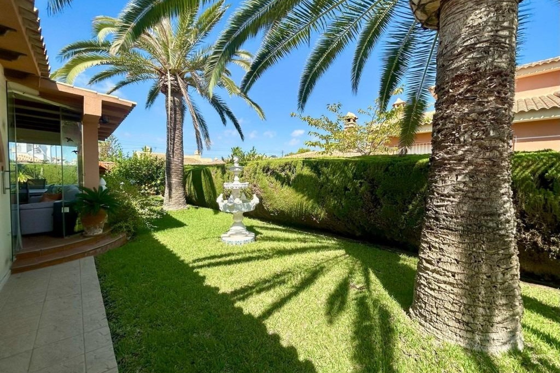 Resale - Detached Villa -
Orihuela Costa - Aguamarina