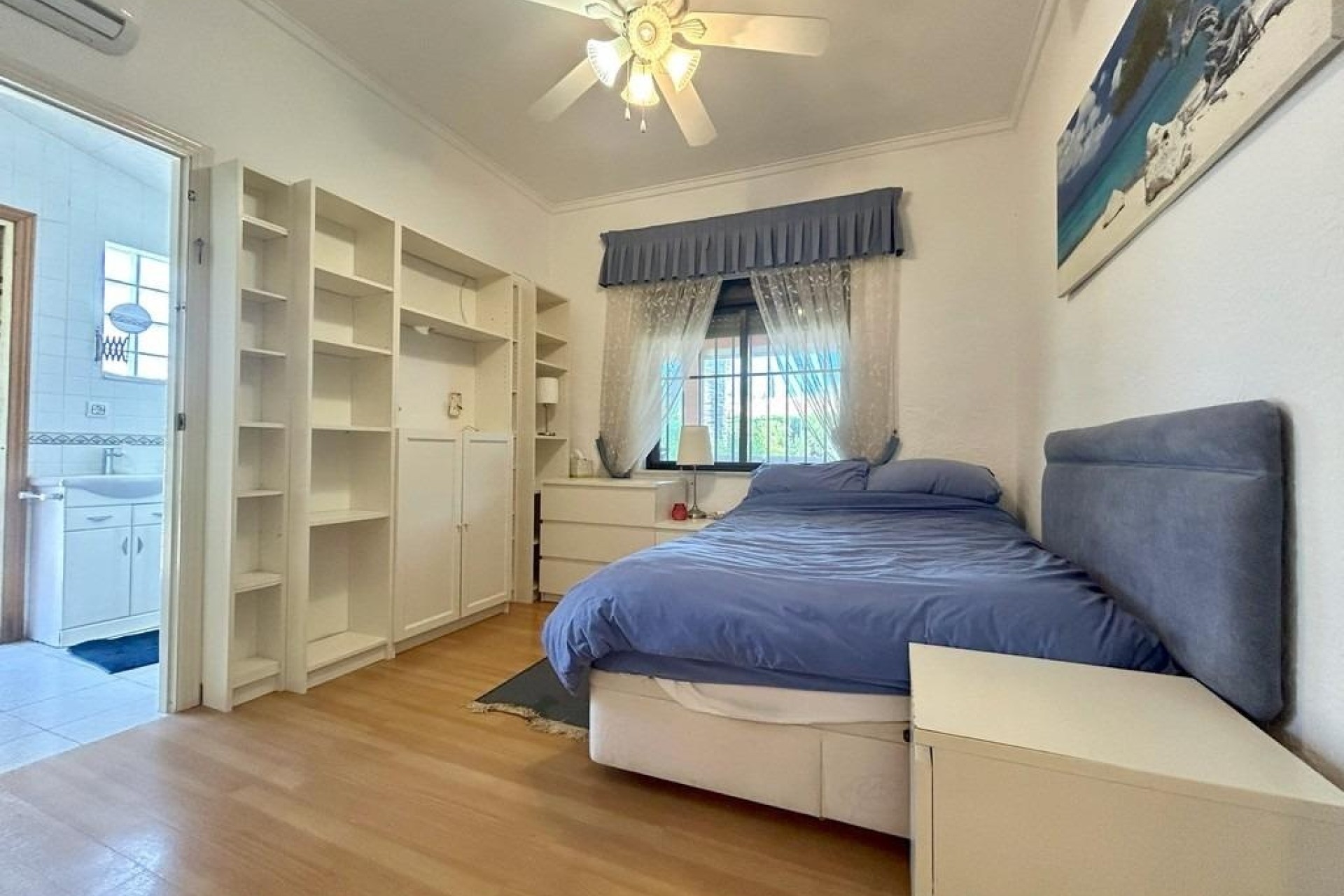 Resale - Detached Villa -
Orihuela Costa - Aguamarina