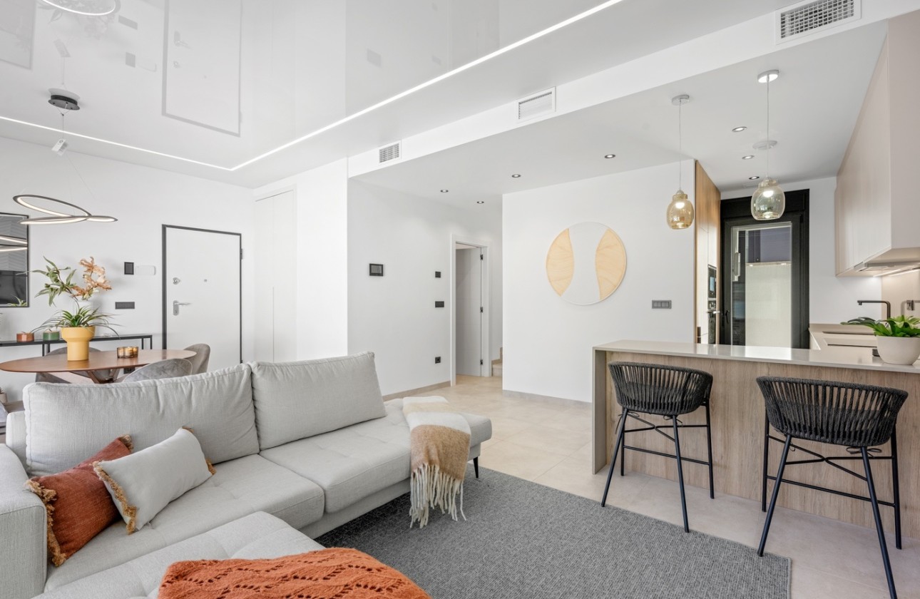 Resale - Detached Villa -
Orihuela Costa - Blue Lagoon*