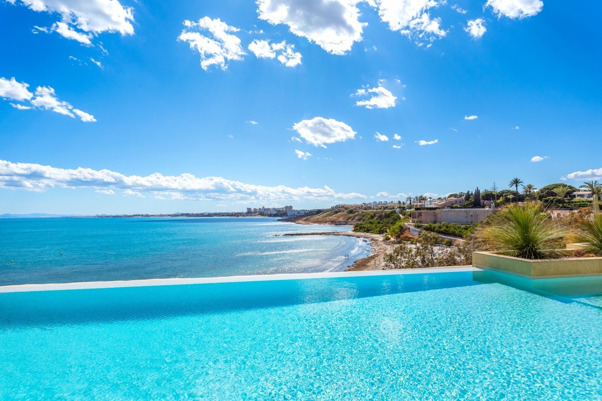 Resale - Detached Villa -
Orihuela Costa - Cabo Roig
