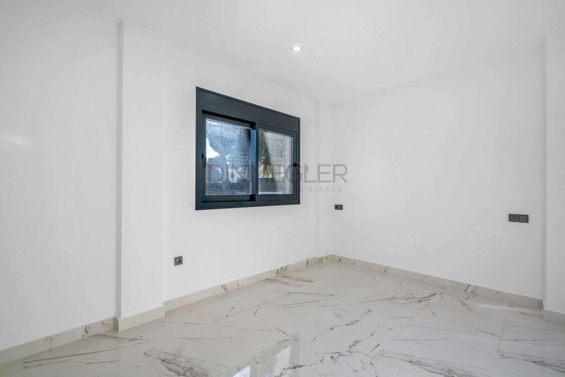Resale - Detached Villa -
Orihuela Costa - Campoamor