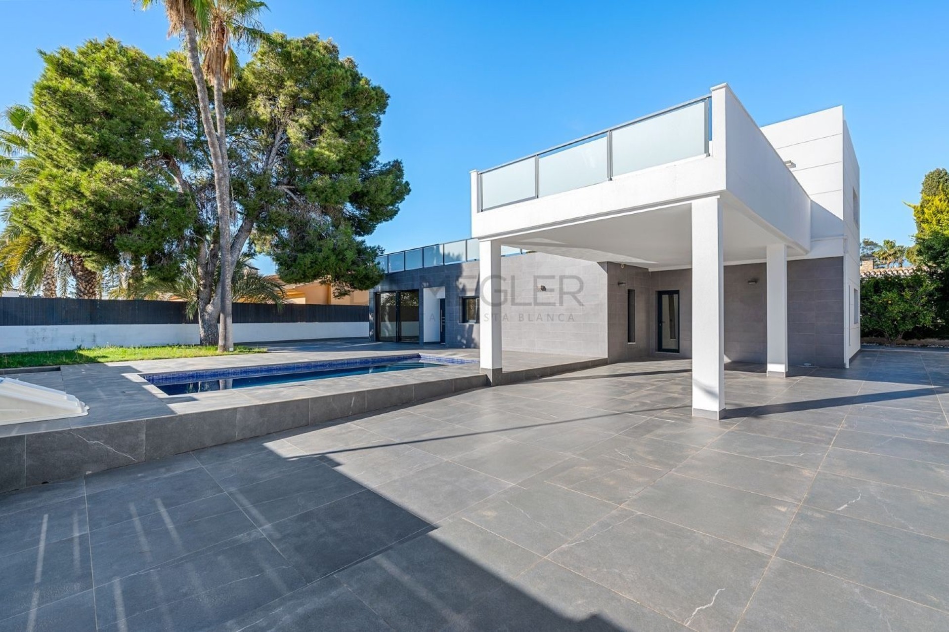 Resale - Detached Villa -
Orihuela Costa - Campoamor