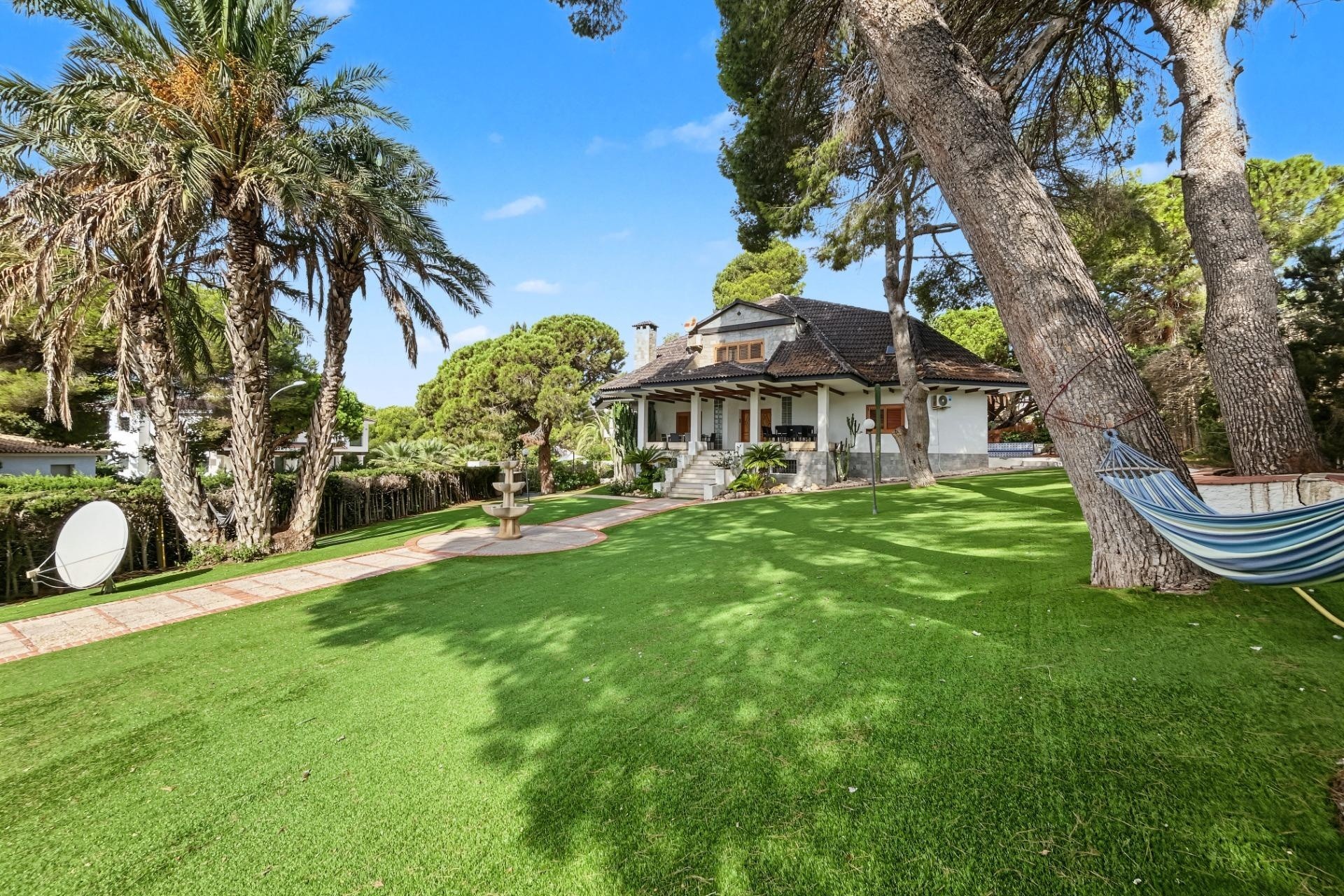 Resale - Detached Villa -
Orihuela Costa - Campoamor