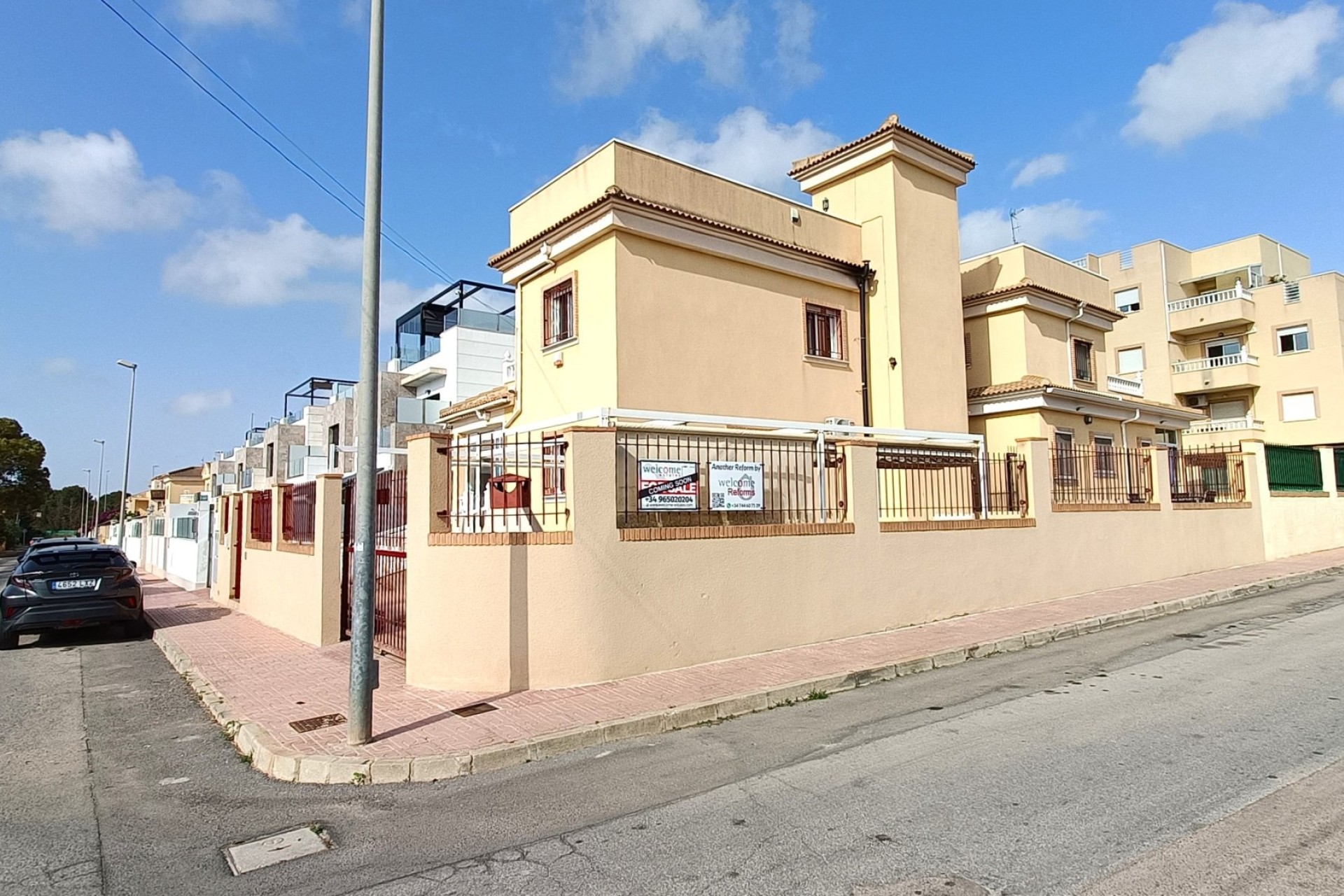 Resale - Detached Villa -
Orihuela Costa - Castillo de Don Juan
