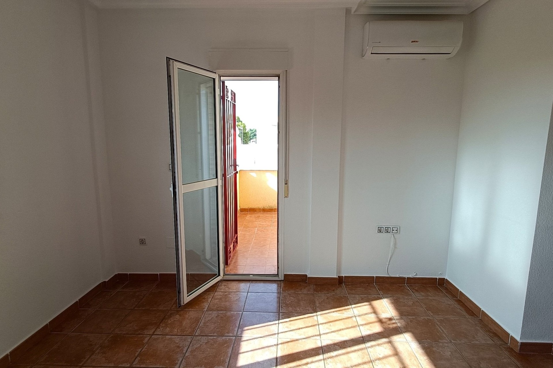 Resale - Detached Villa -
Orihuela Costa - Castillo de Don Juan