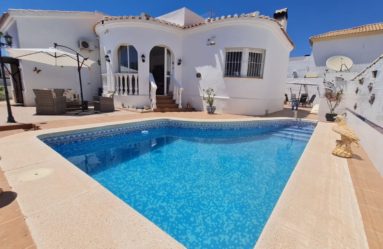 Resale - Detached Villa -
Orihuela Costa - Costa Blanca