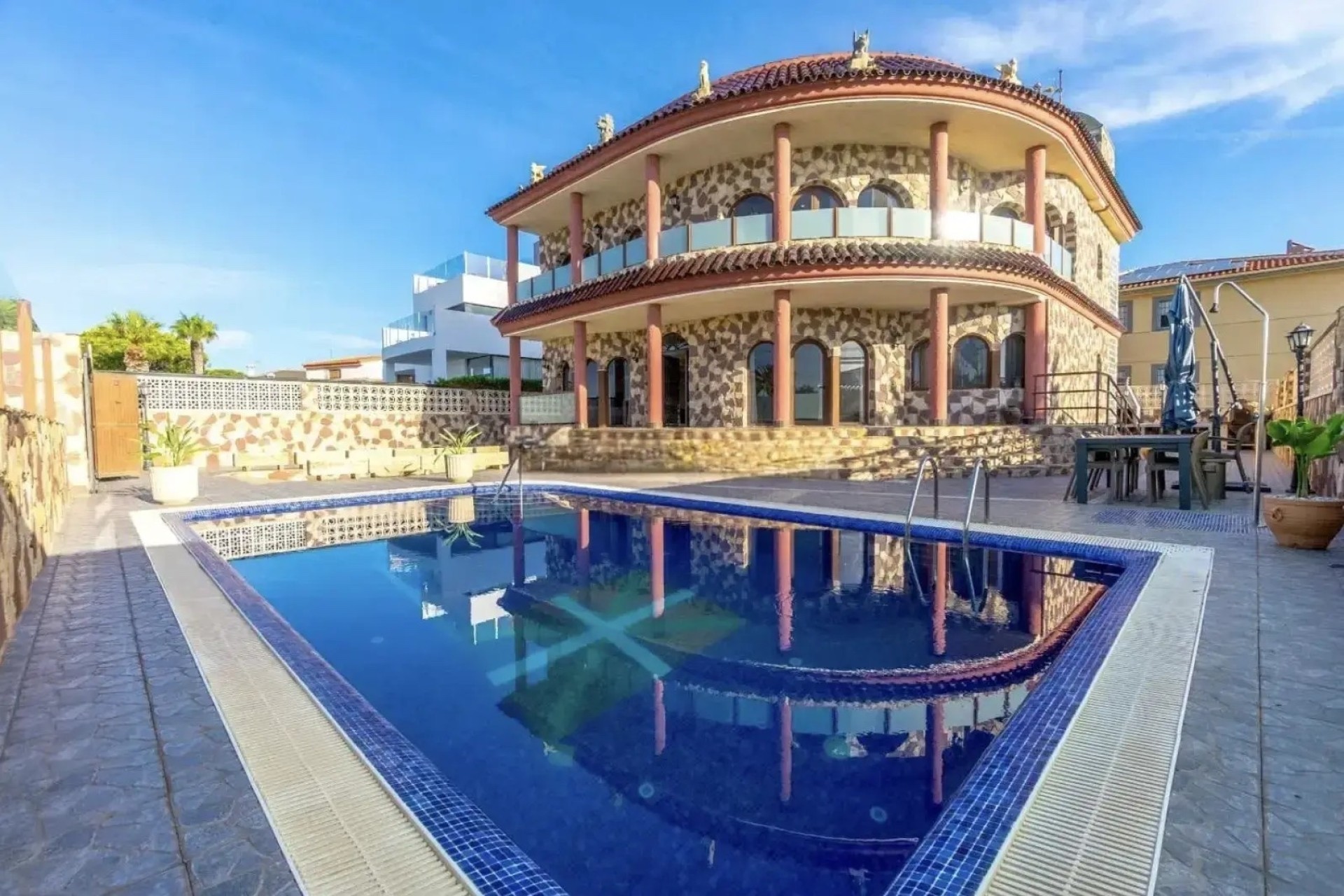 Resale - Detached Villa -
Orihuela Costa - La Zenia