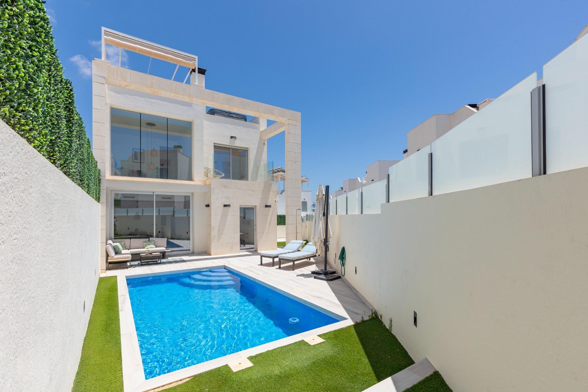 Resale - Detached Villa -
Orihuela Costa - Lomas de Cabo Roig