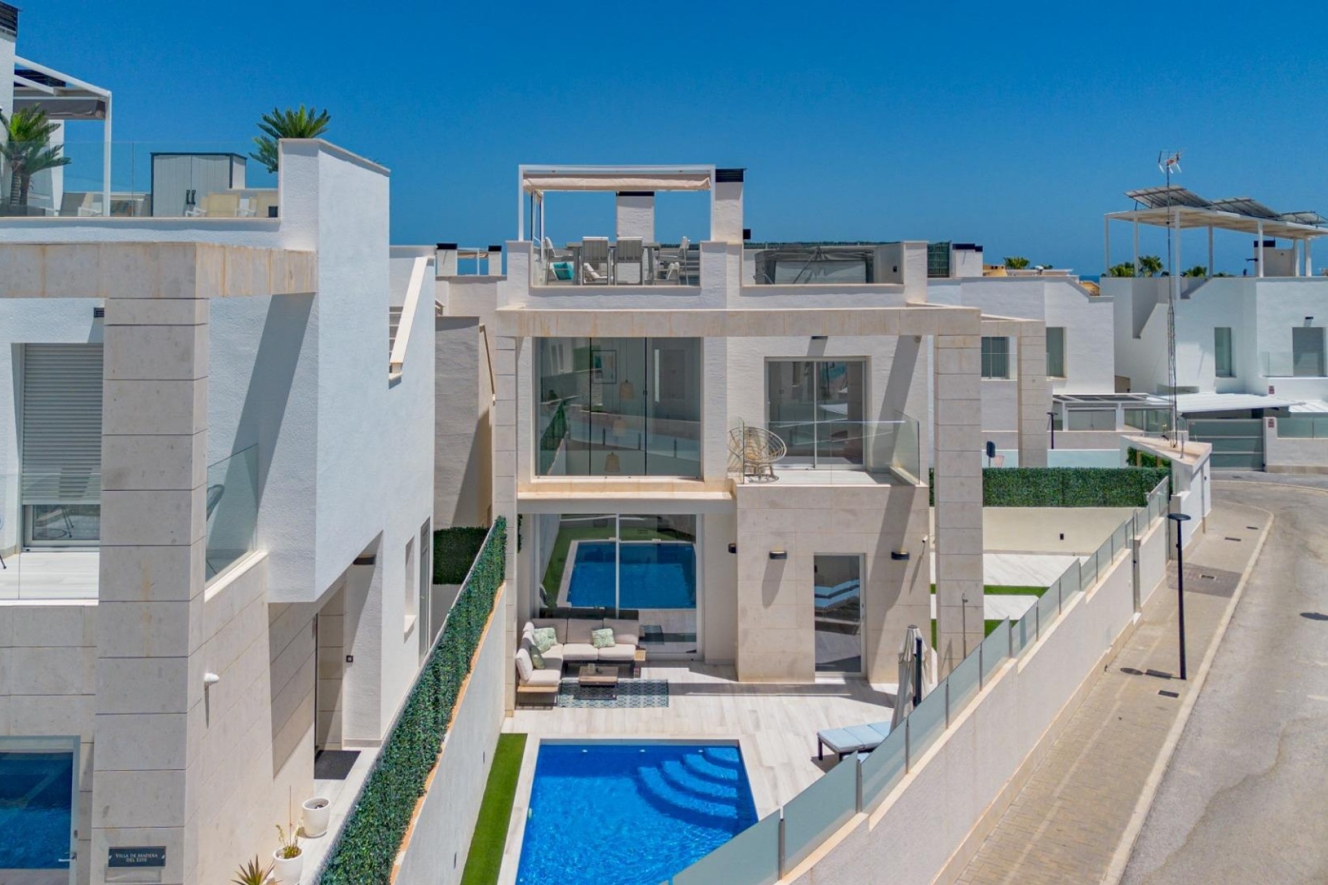 Resale - Detached Villa -
Orihuela Costa - Lomas de Cabo Roig