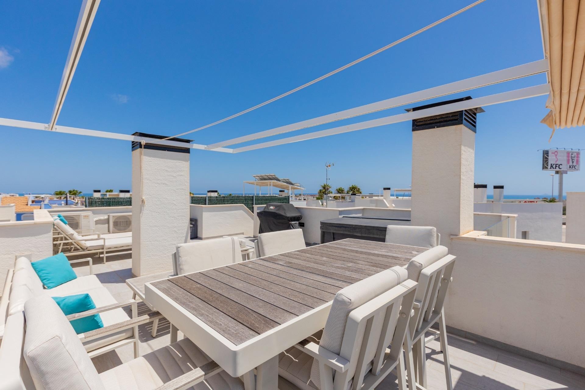 Resale - Detached Villa -
Orihuela Costa - Lomas de Cabo Roig