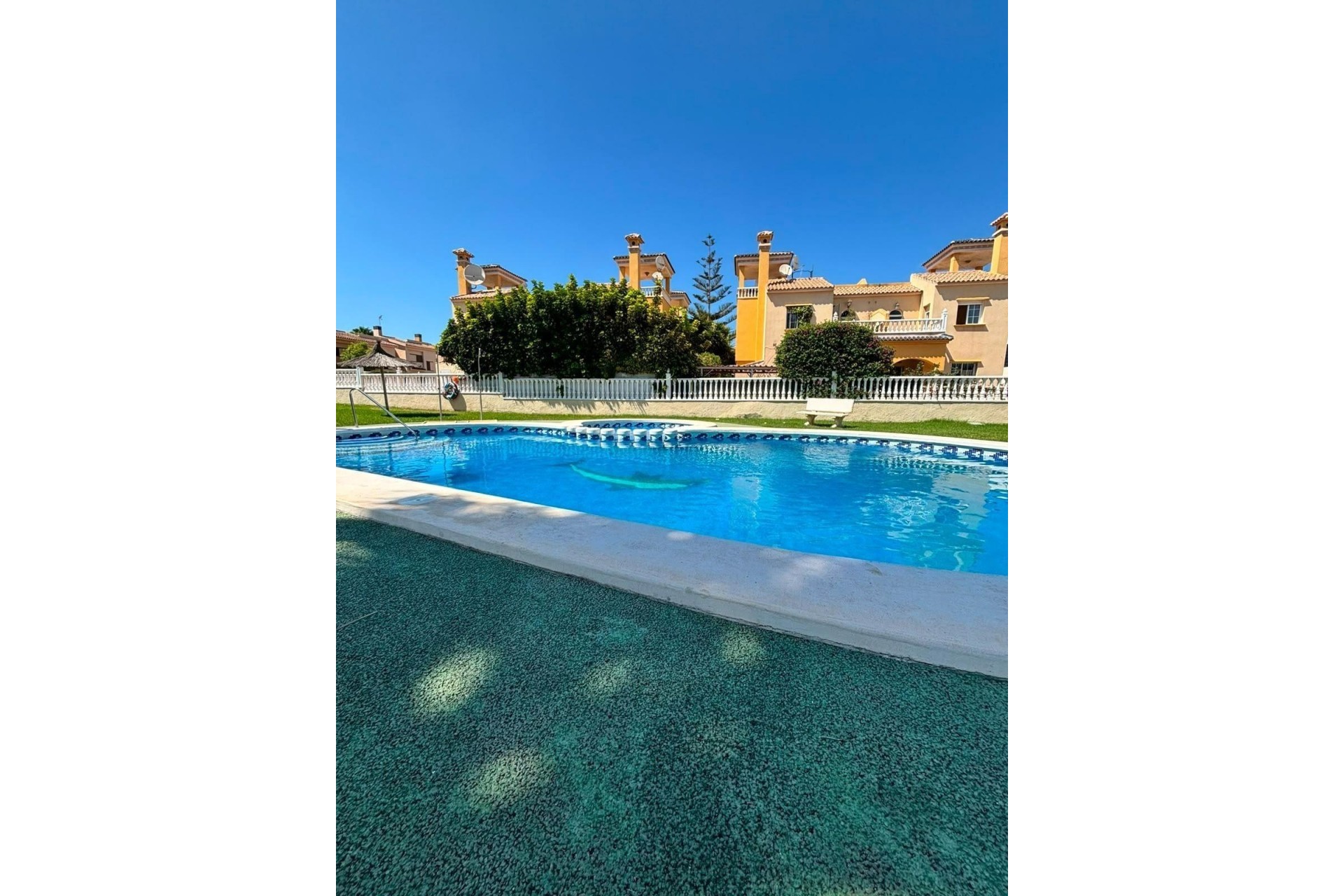 Resale - Detached Villa -
Orihuela Costa - Lomas de Cabo Roig