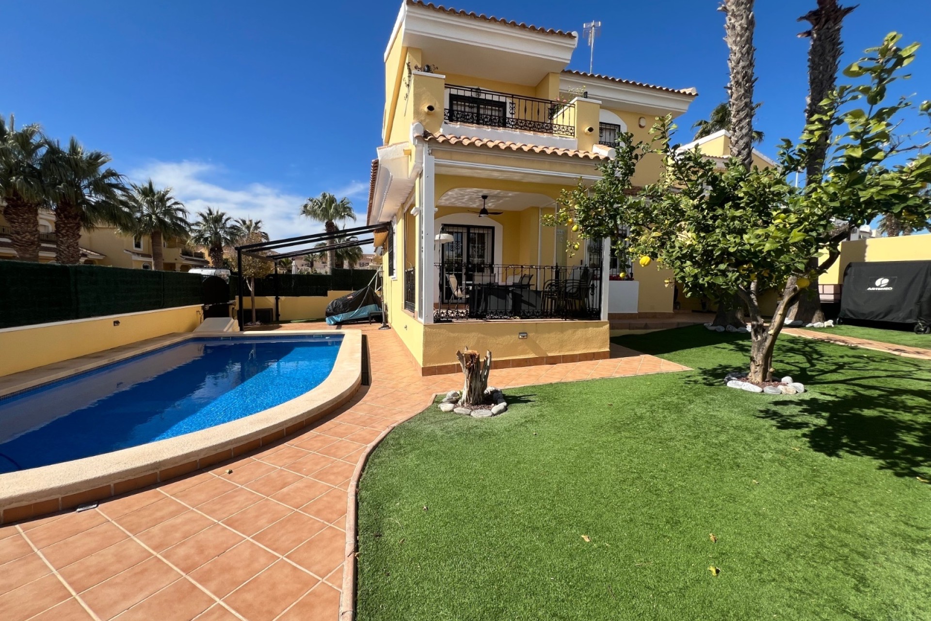 Resale - Detached Villa -
Orihuela Costa - Los Dolses