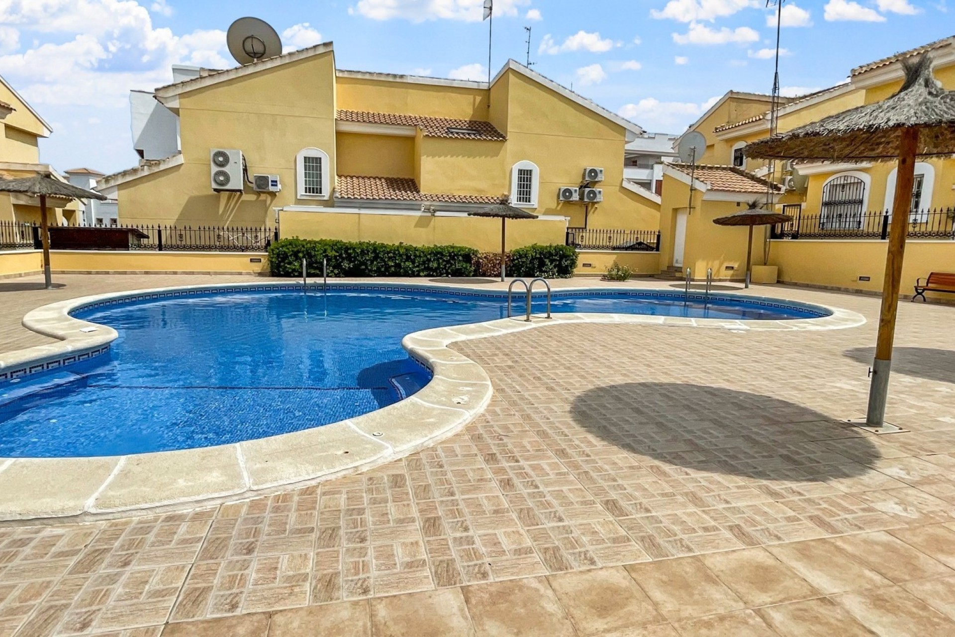 Resale - Detached Villa -
Orihuela Costa - Los Dolses