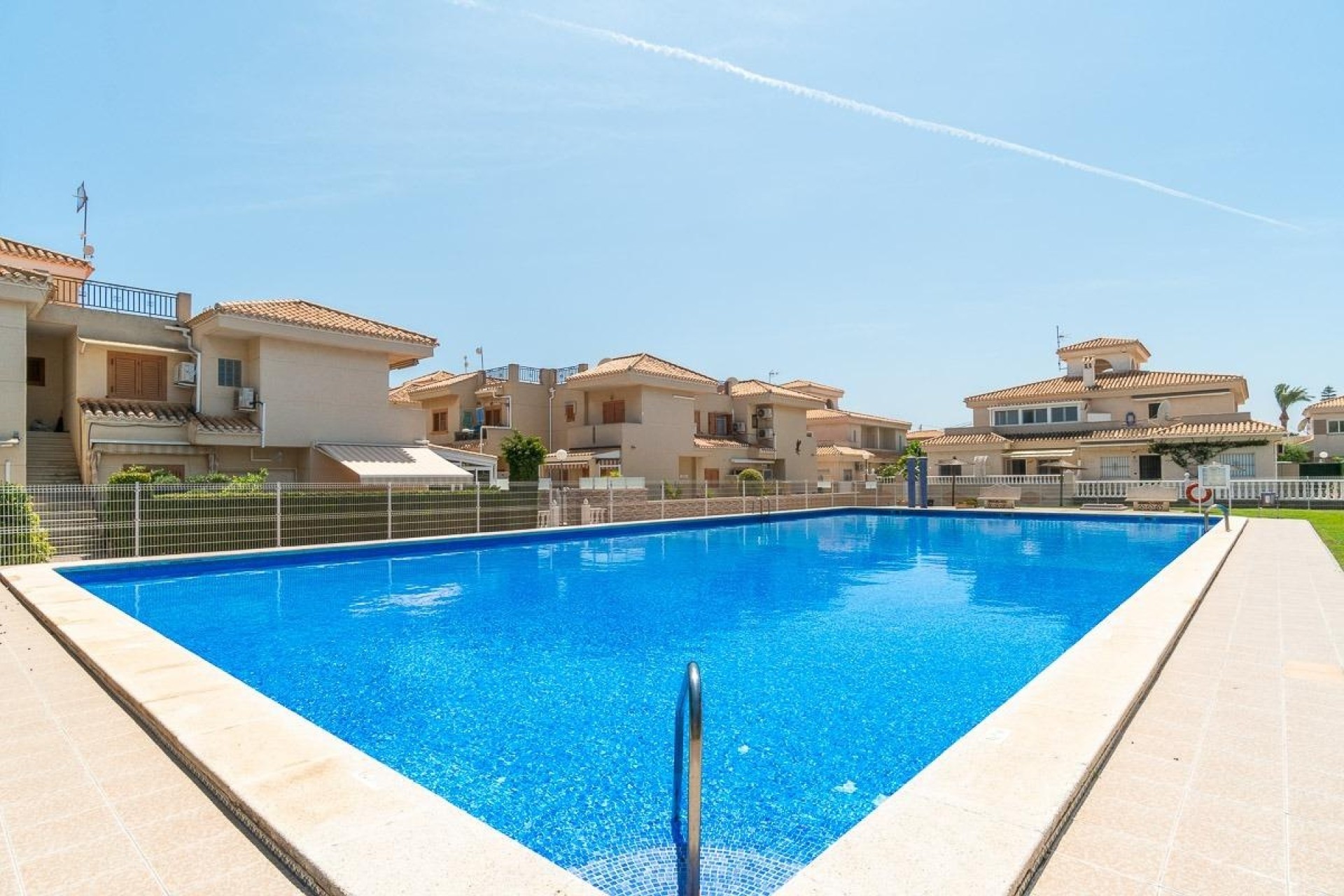 Resale - Detached Villa -
Orihuela Costa - Playa Flamenca