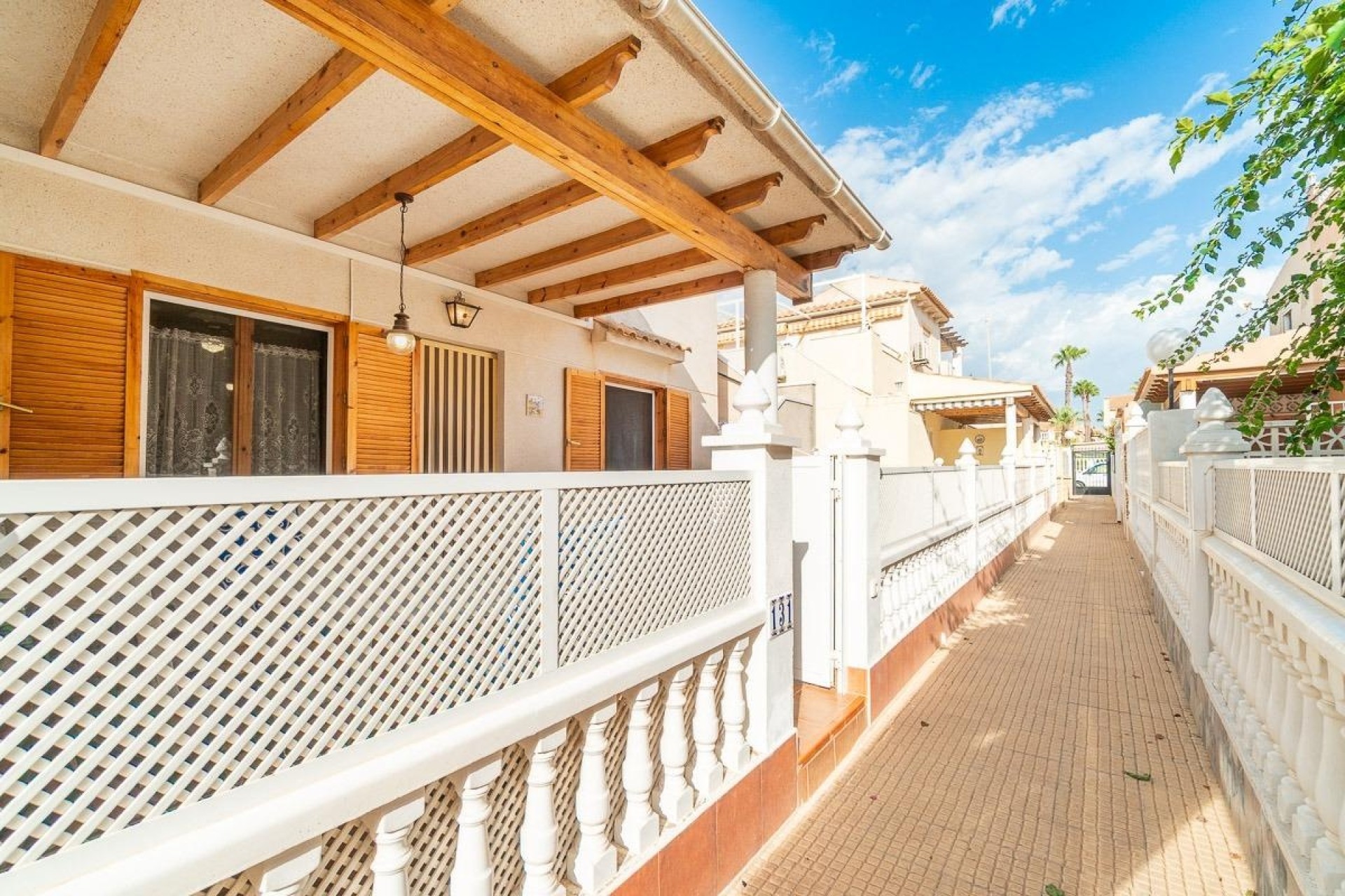 Resale - Detached Villa -
Orihuela Costa - Playa Flamenca