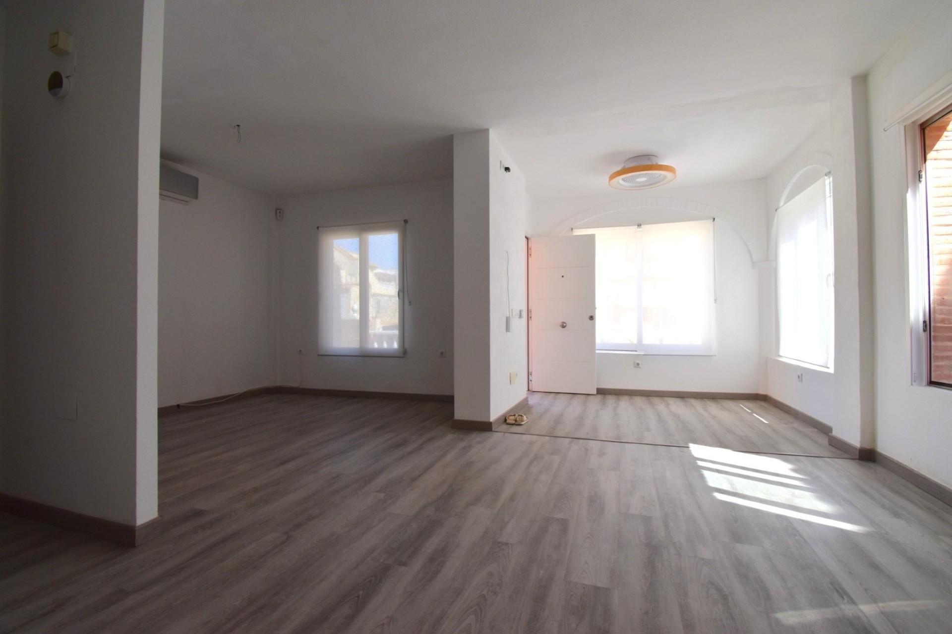 Resale - Detached Villa -
Orihuela Costa - Playa Flamenca