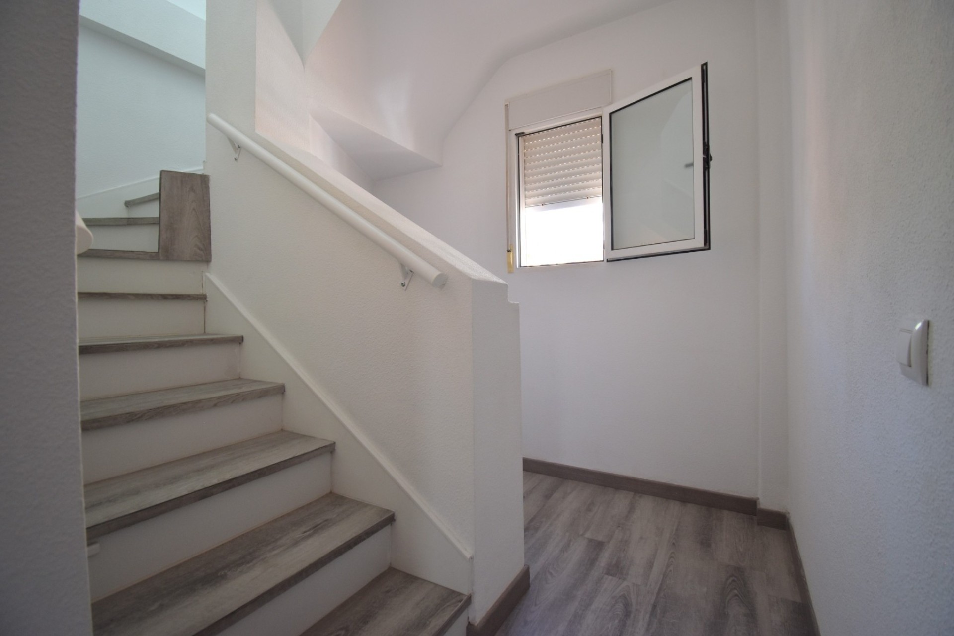 Resale - Detached Villa -
Orihuela Costa - Playa Flamenca