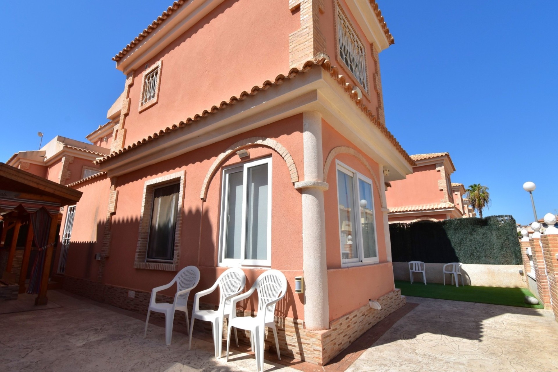 Resale - Detached Villa -
Orihuela Costa - Playa Flamenca