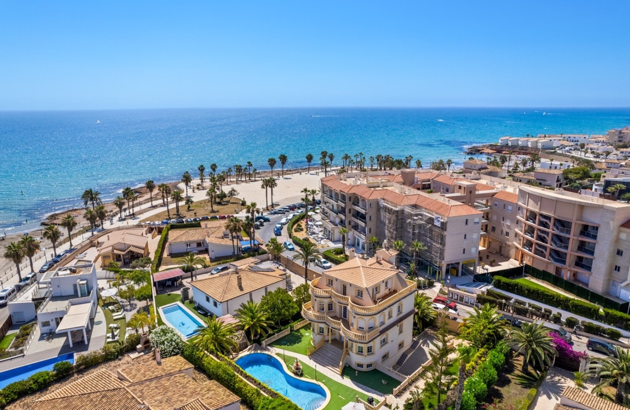 Resale - Detached Villa -
Orihuela Costa - Playa Flamenca