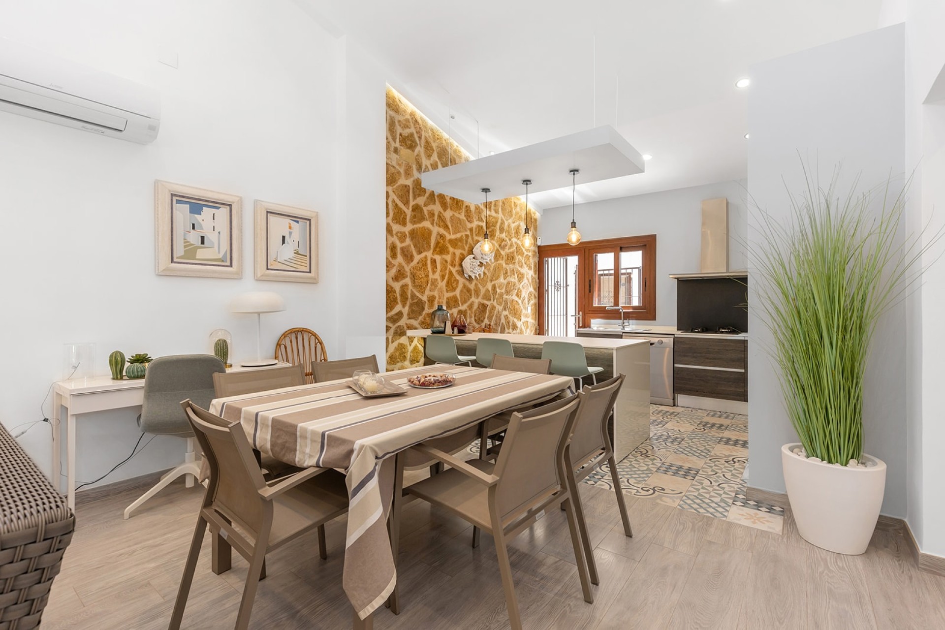 Resale - Detached Villa -
Orihuela Costa - Punta Prima