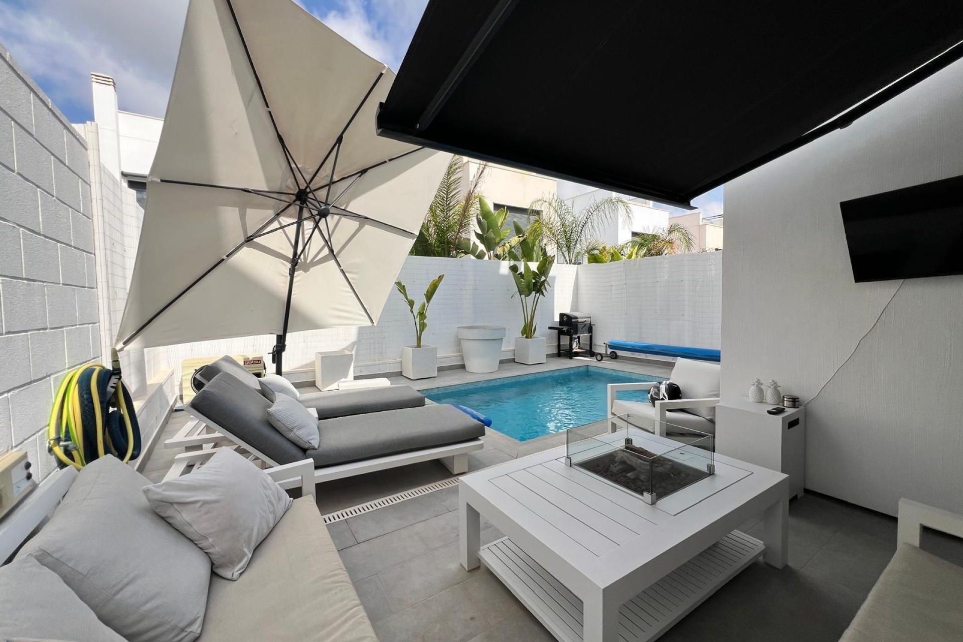 Resale - Detached Villa -
Orihuela Costa - Villamartín-Las Filipinas