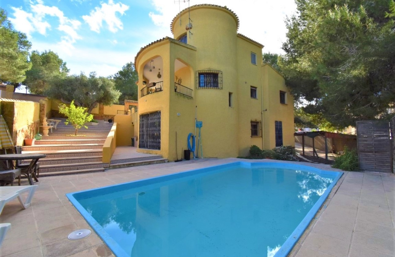 Resale - Detached Villa -
Orihuela Costa - Villamartin