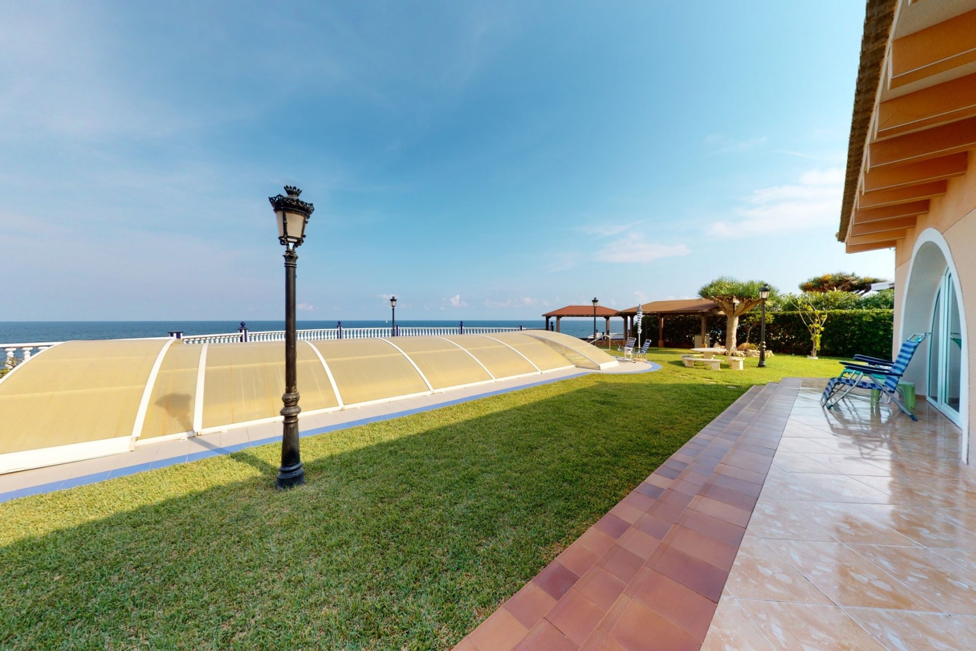 Resale - Detached Villa -
Orihuela Costa