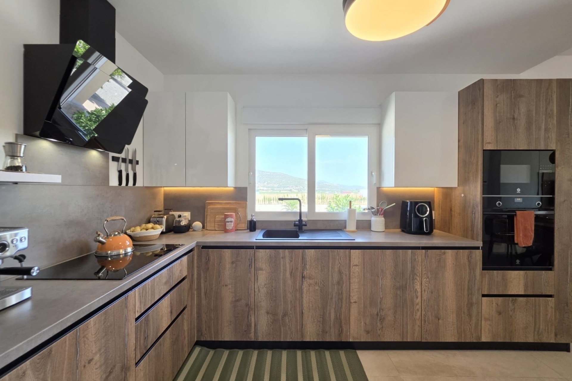Resale - Detached Villa -
Pinoso - Inland