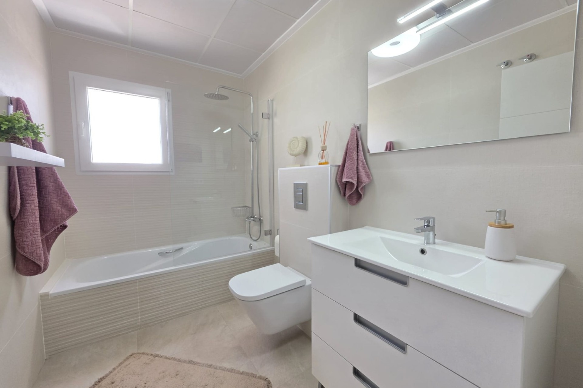 Resale - Detached Villa -
Pinoso - Inland