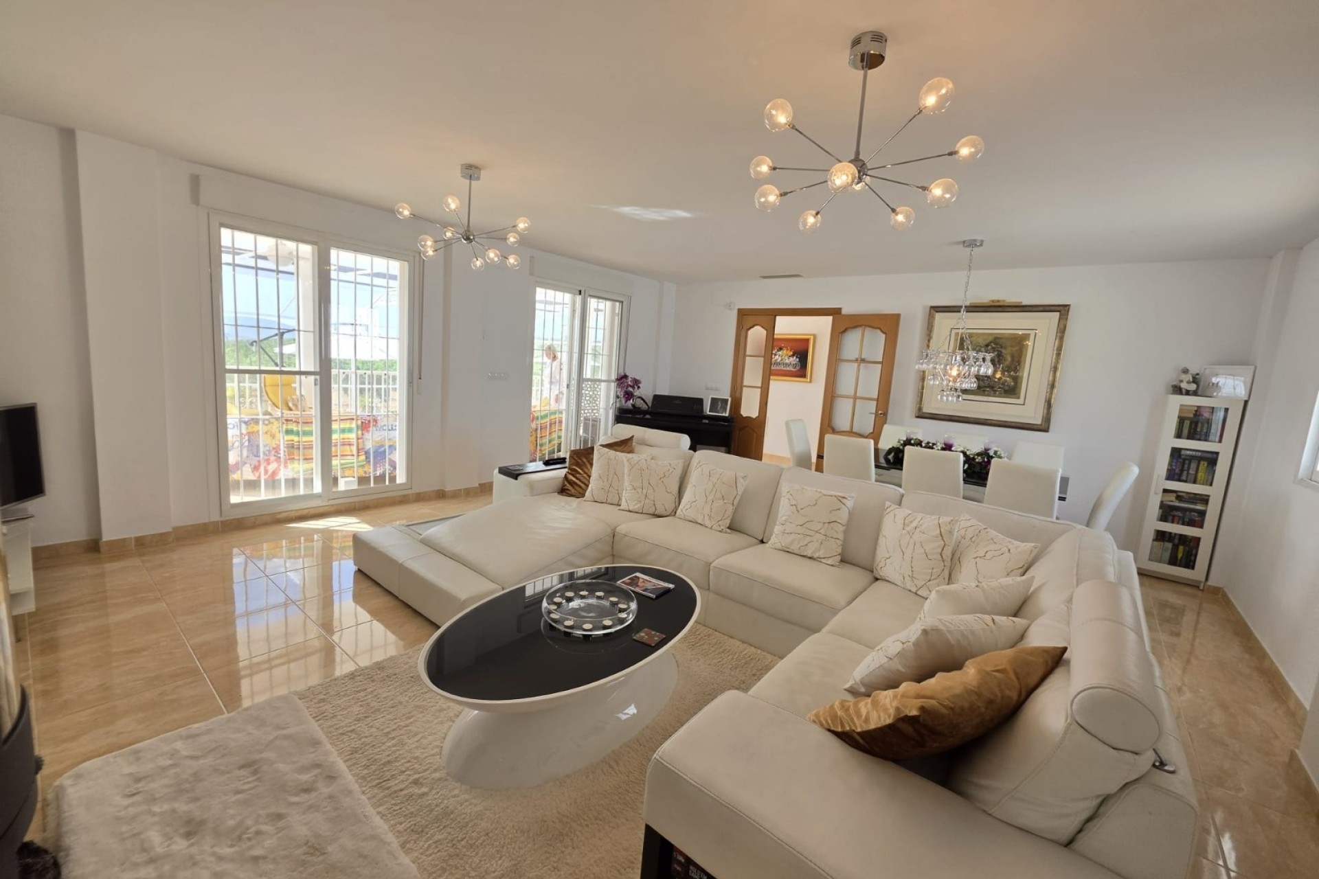 Resale - Detached Villa -
Pinoso