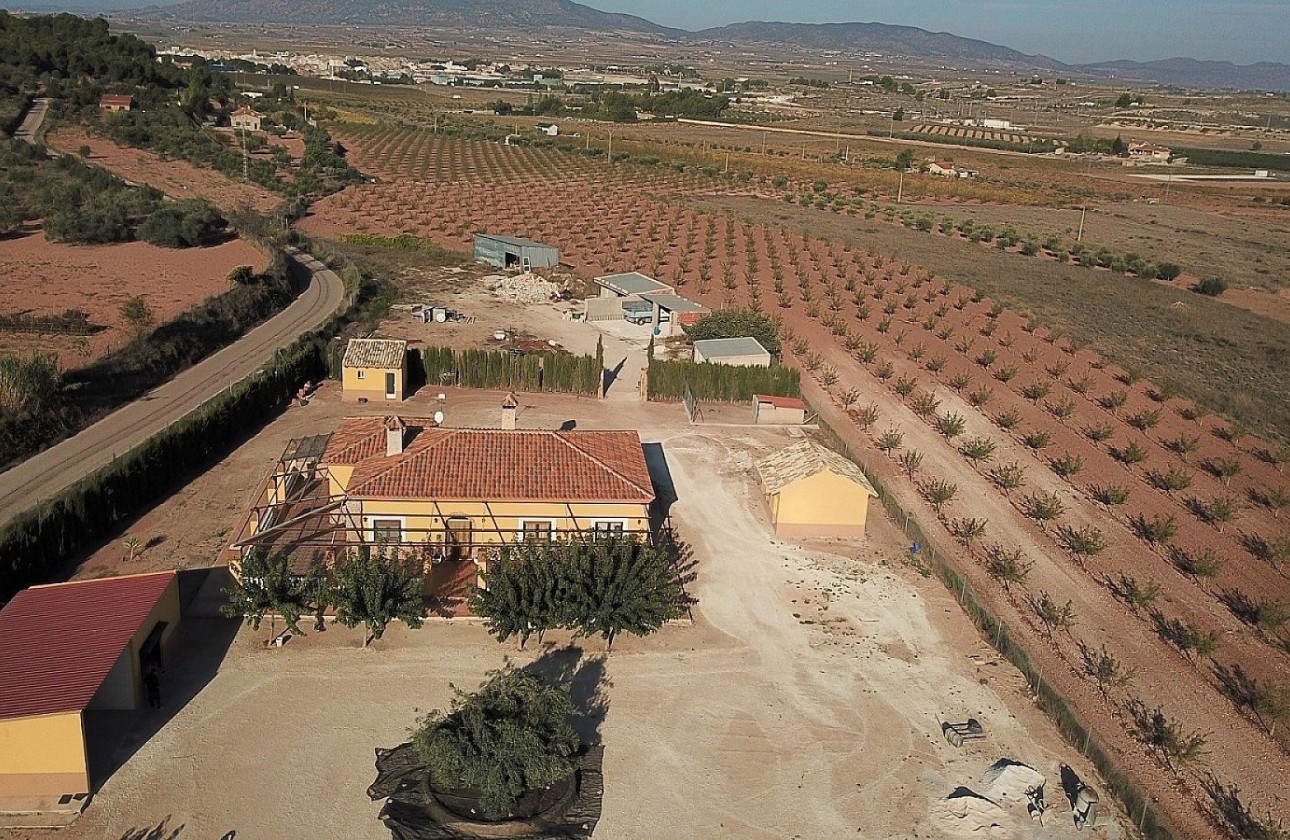 Resale - Detached Villa -
Pinoso