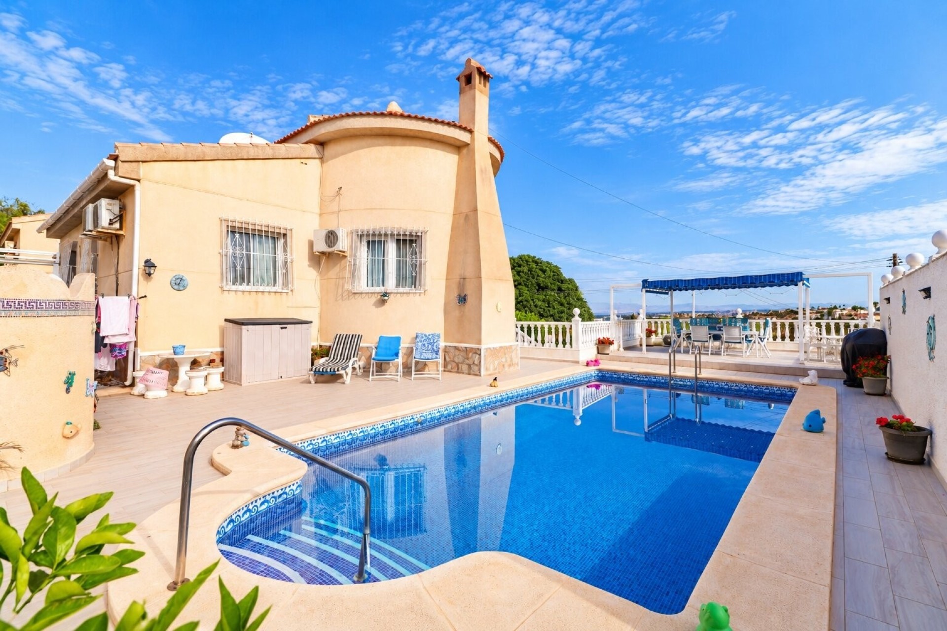 Resale - Detached Villa -
Rojales - La Marquesa Golf