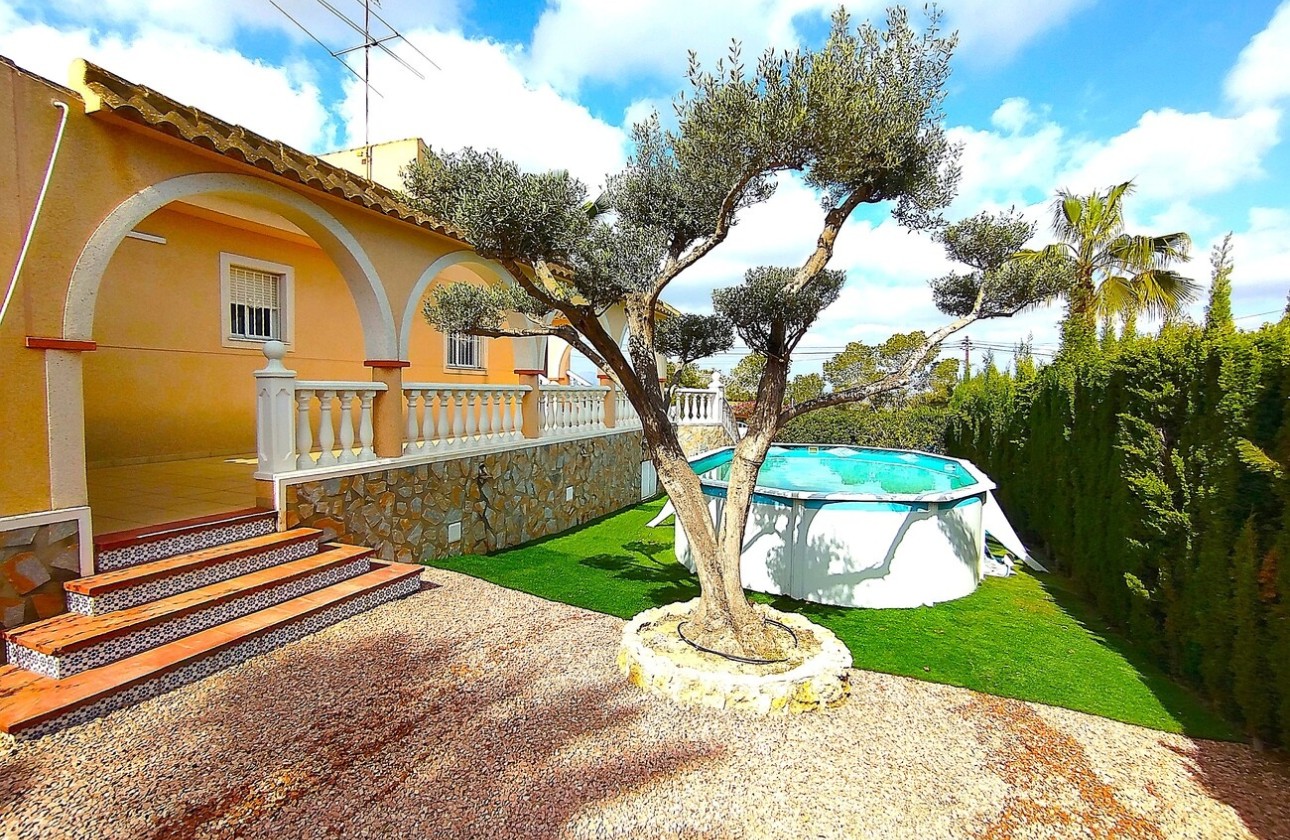 Resale - Detached Villa -
Rojales - La Marquesa Golf