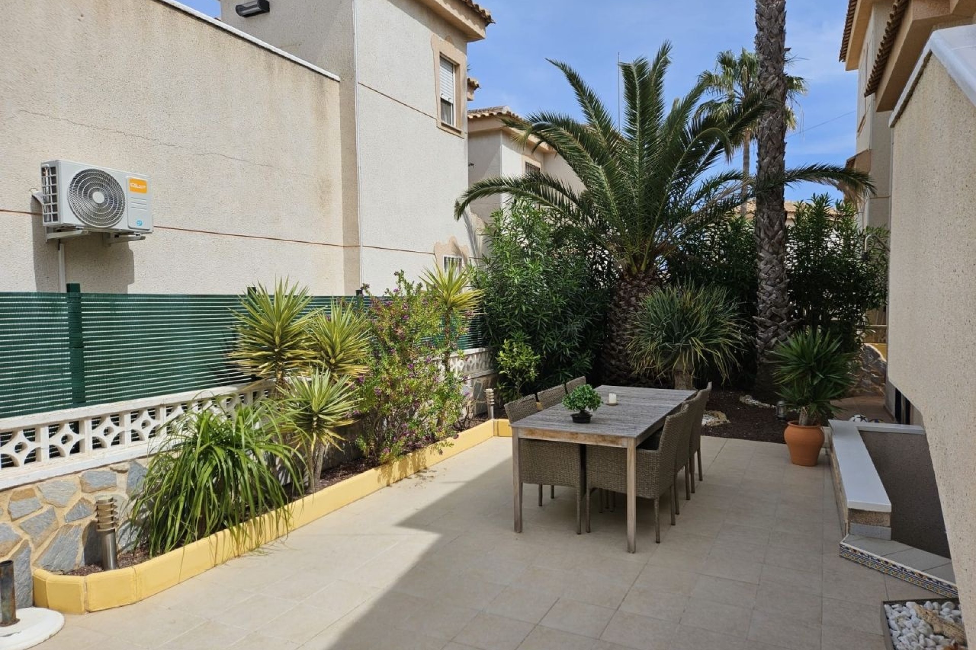 Resale - Detached Villa -
Rojales - La Marquesa