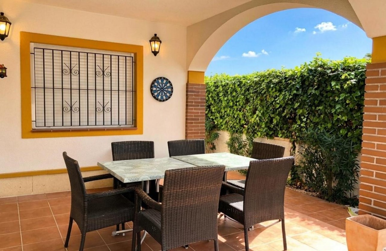 Resale - Detached Villa -
Rojales - Pueblo Lucero