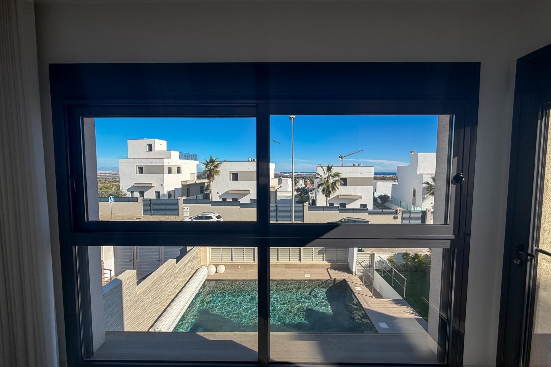 Resale - Detached Villa -
San Miguel de Salinas - Bellavista