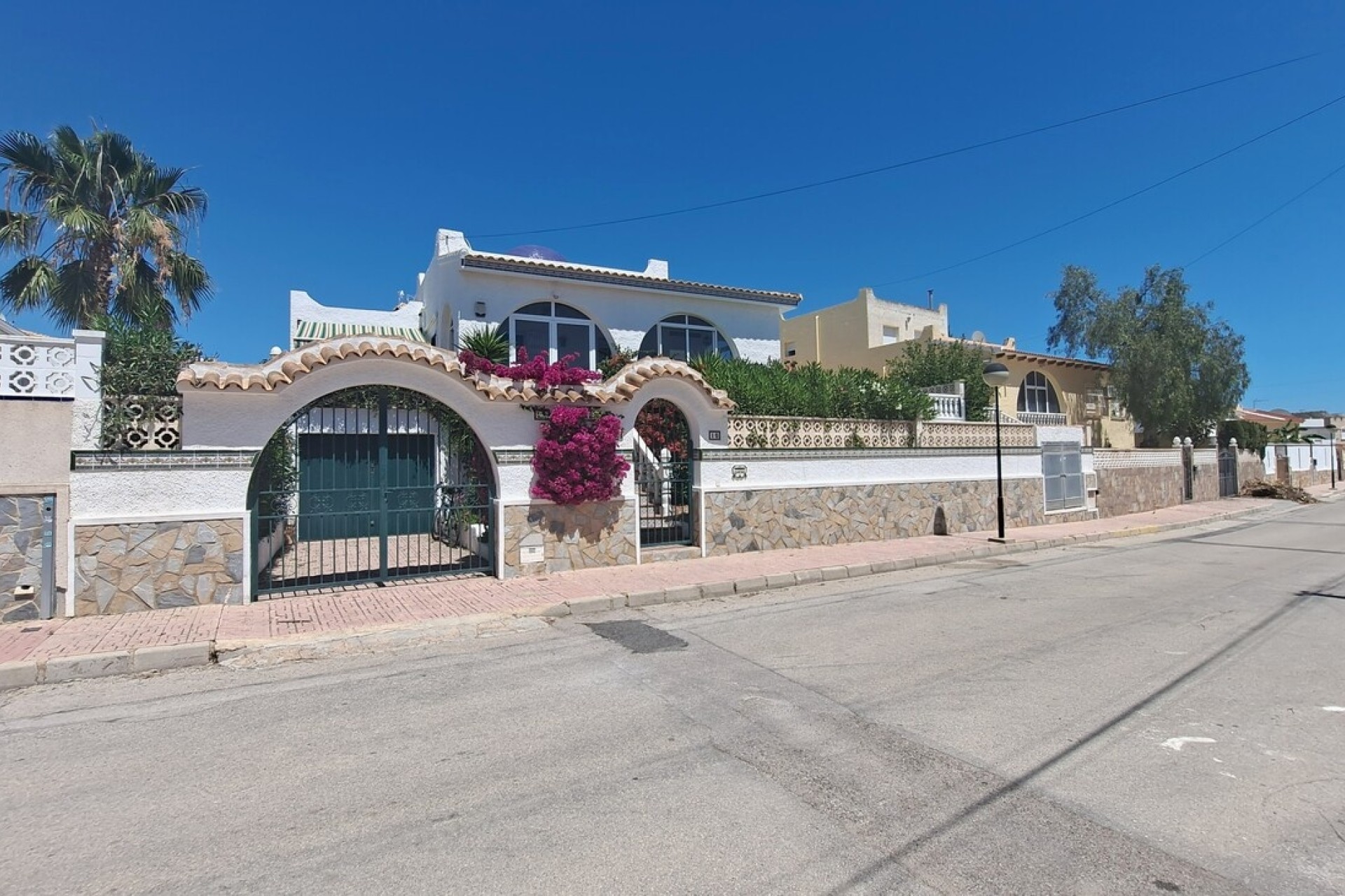 Resale - Detached Villa -
San Miguel de Salinas - Inland