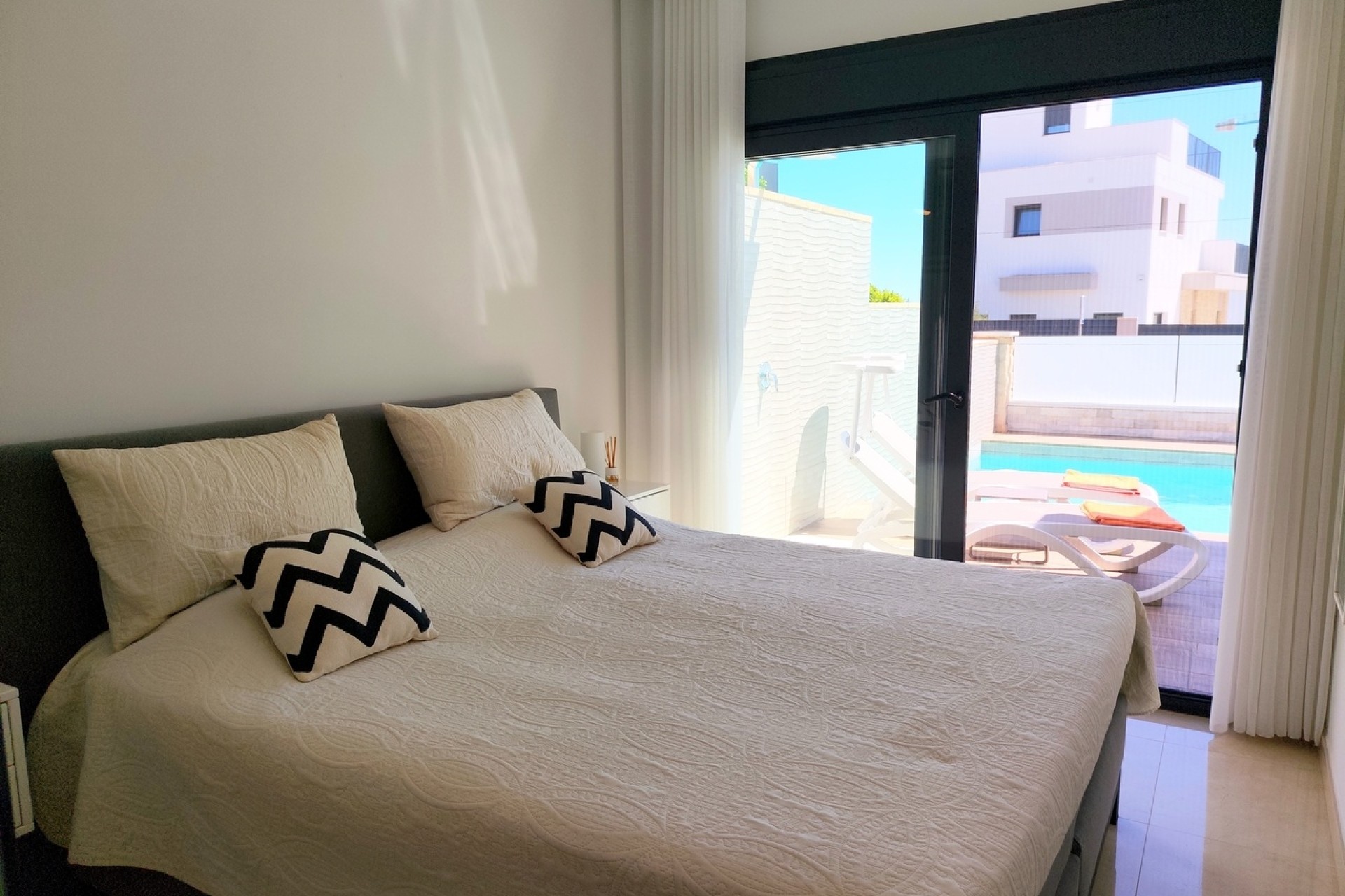 Resale - Detached Villa -
San Miguel de Salinas - Inland