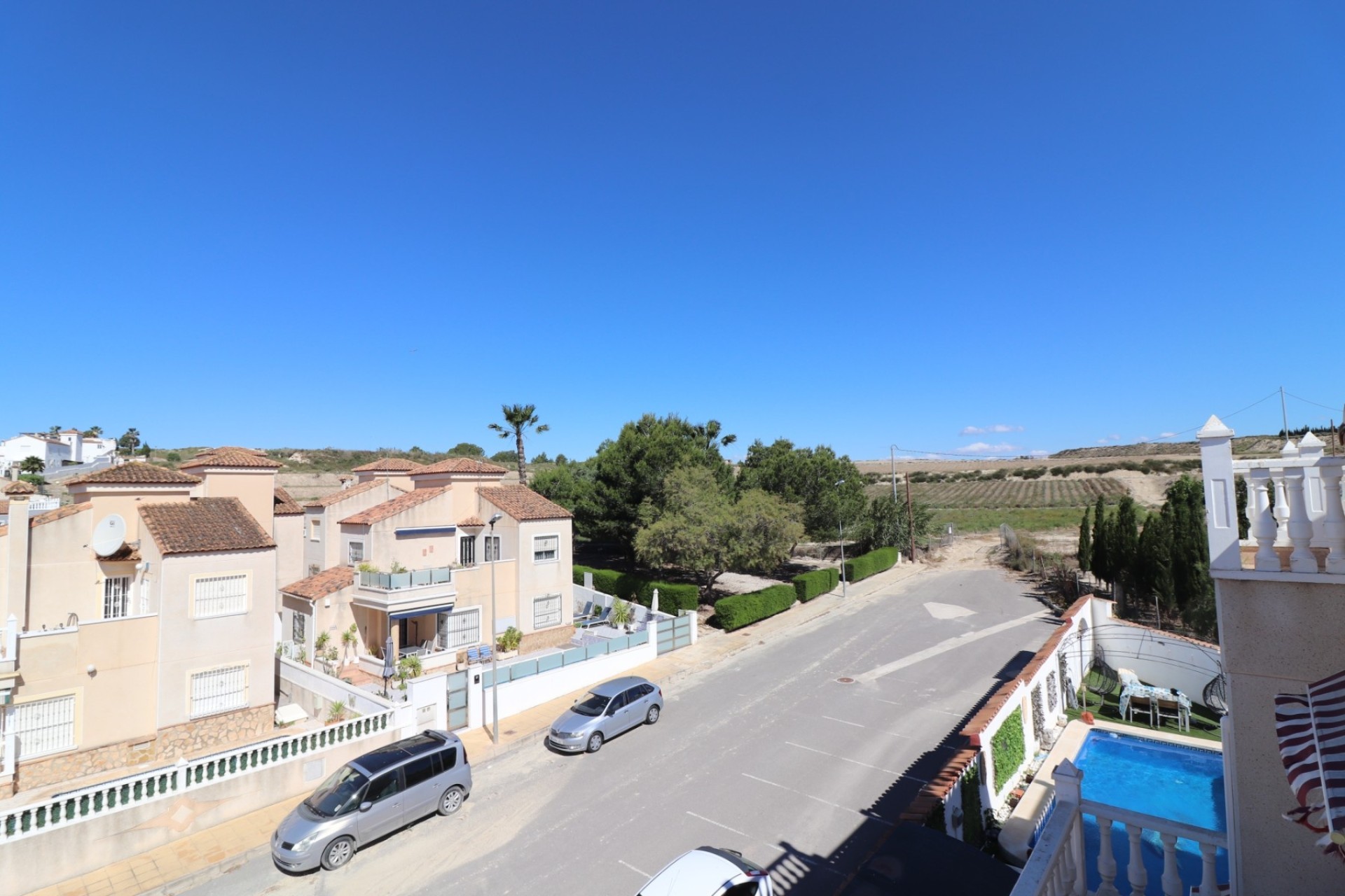 Resale - Detached Villa -
San Miguel de Salinas - Lake View Mansions