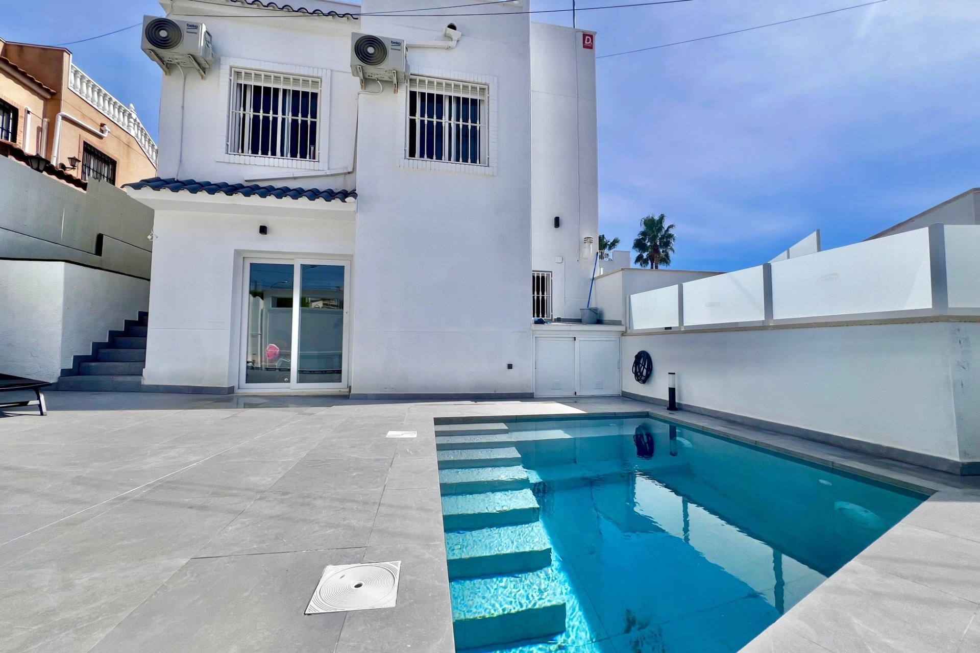 Resale - Detached Villa -
San Miguel de Salinas - Las filipinas