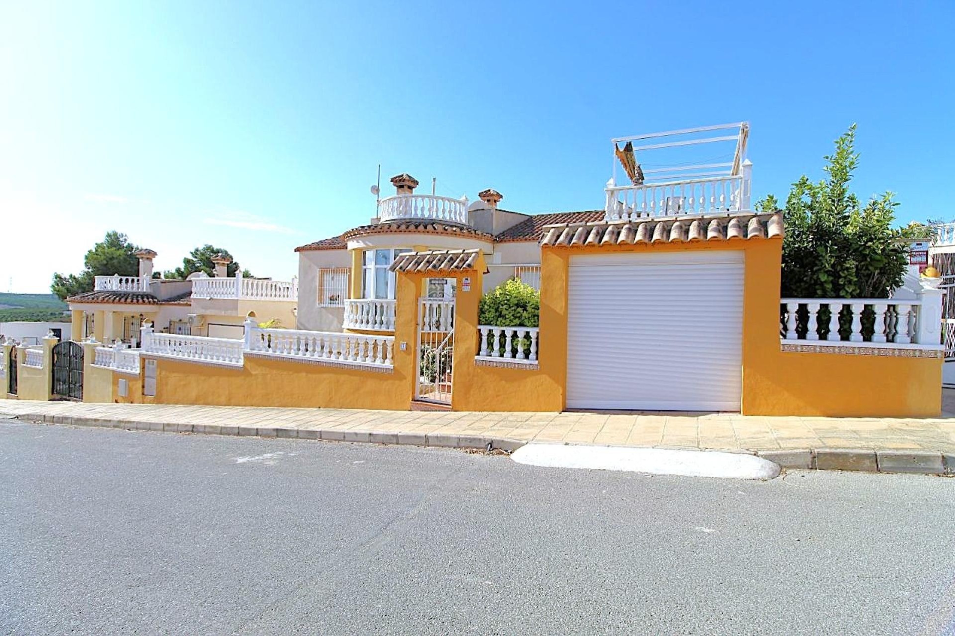 Resale - Detached Villa -
San Miguel de Salinas