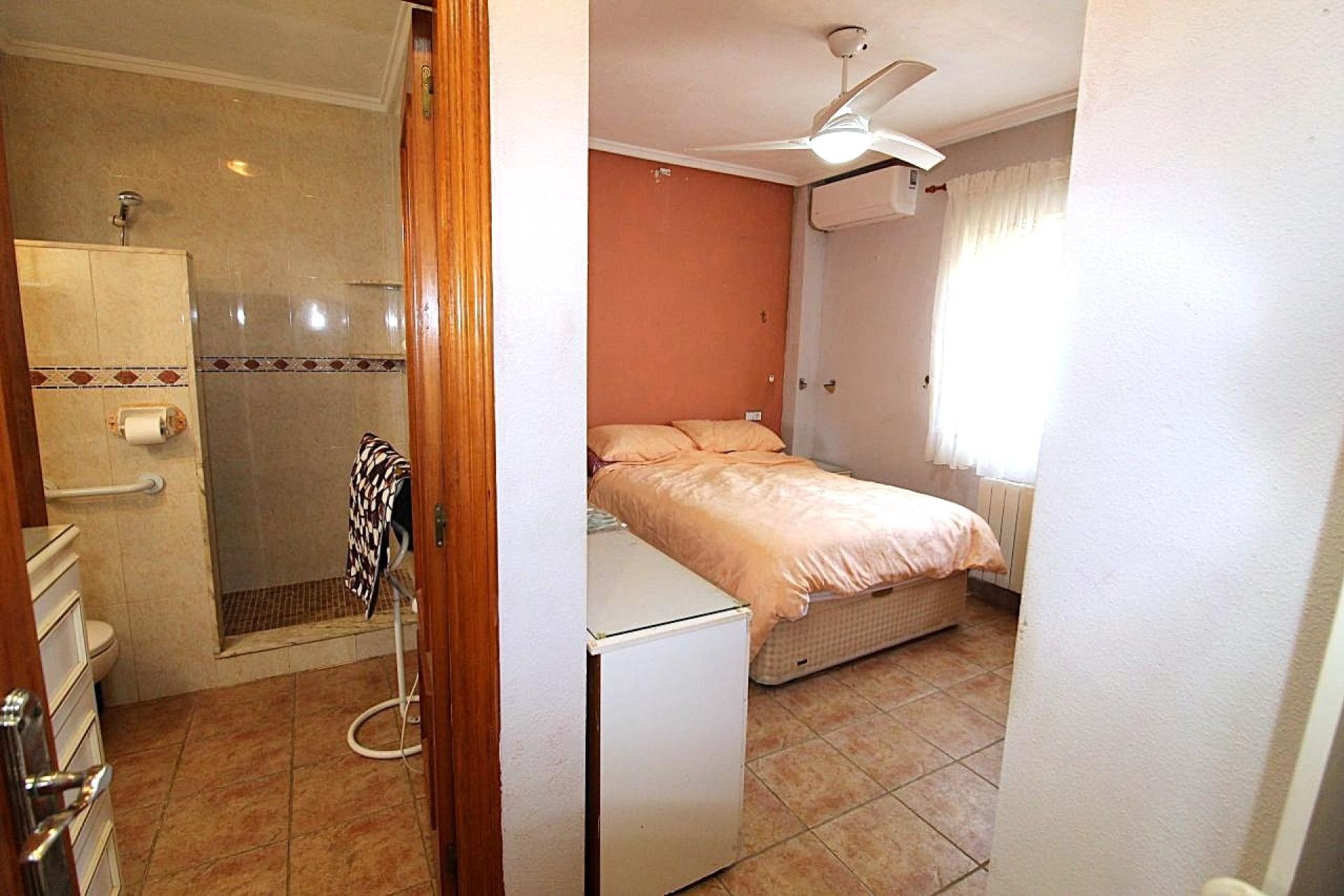Resale - Detached Villa -
San Miguel de Salinas
