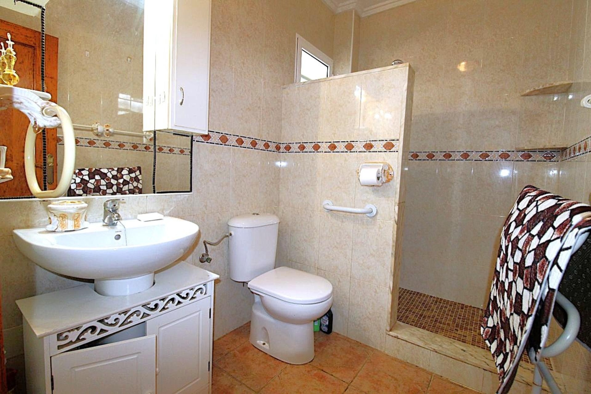Resale - Detached Villa -
San Miguel de Salinas