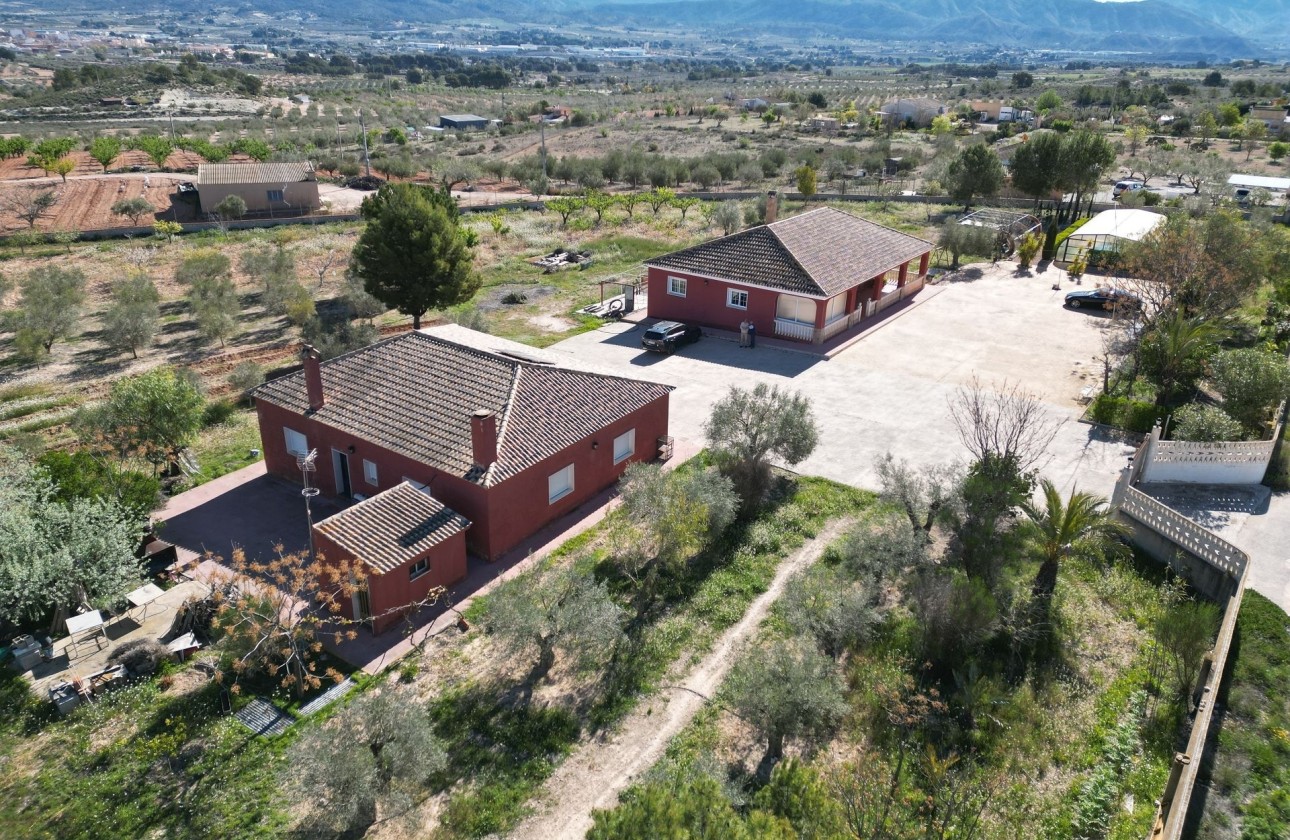 Resale - Detached Villa -
Sax - SAX