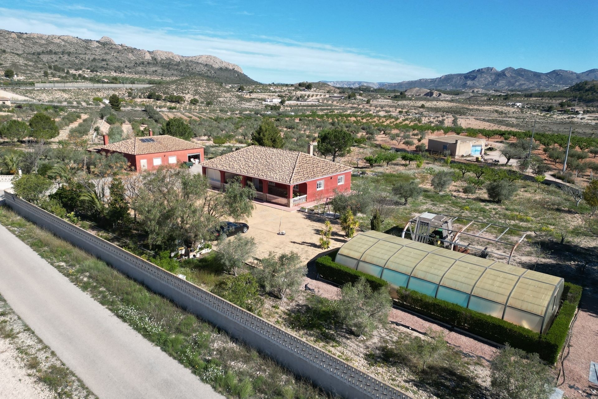 Resale - Detached Villa -
Sax - SAX