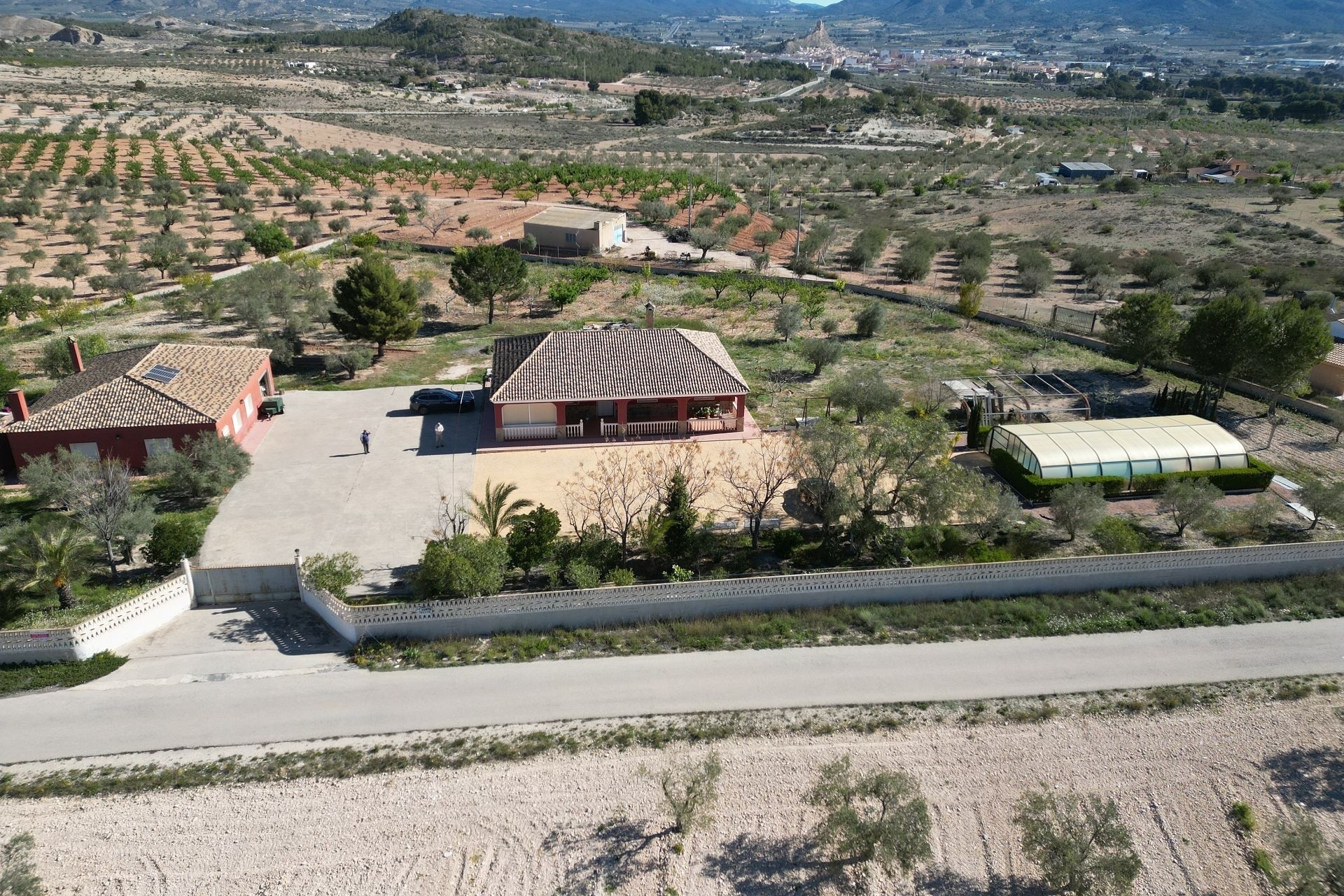 Resale - Detached Villa -
Sax - SAX